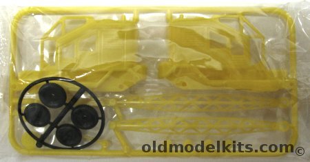 R&L 1/150 Mobile Construction Crane - Bagged plastic model kit
